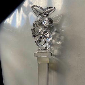 Glass grape wine stopper